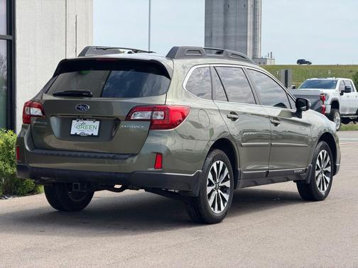 Wilderness Green Metallic 2015 Subaru Outback 2.5i Limited