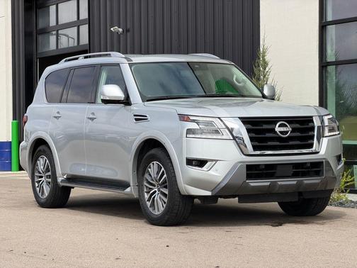 Brilliant Silver Metallic 2024 Nissan Armada SL 4WD
