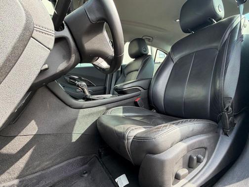 Summit White 2015 Buick LaCrosse Leather