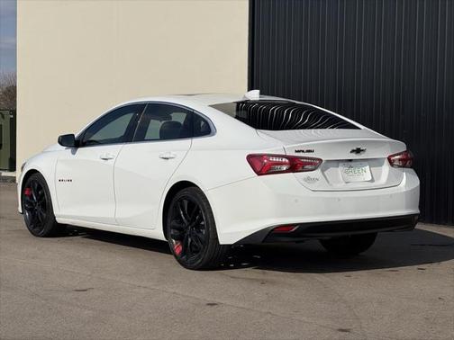 2021 Chevrolet Malibu FWD LT