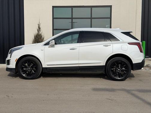 2022 Cadillac XT5 Luxury