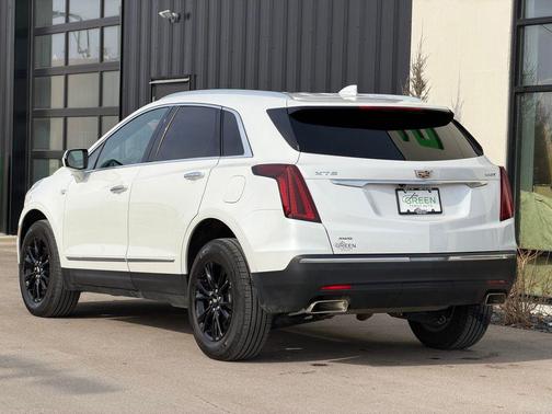 2022 Cadillac XT5 Luxury