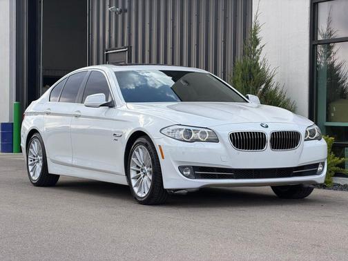 Alpine White 2011 BMW 535 xDrive