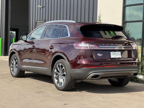 2022 Lincoln Nautilus Reserve