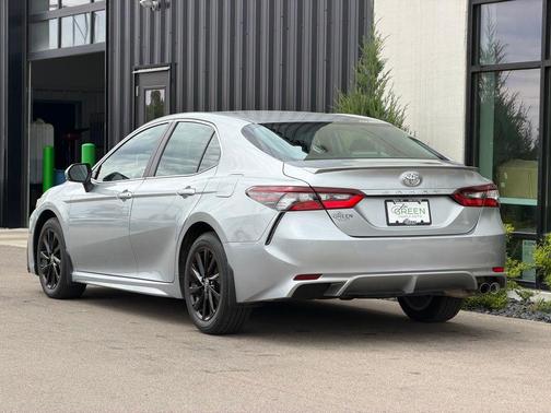 Gray 2024 Toyota Camry SE