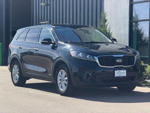 Ebony Black 2020 Kia Sorento LX