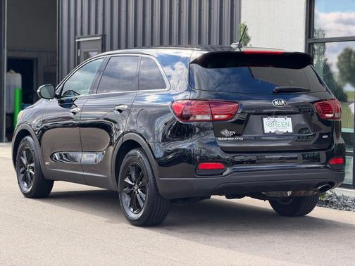 Ebony Black 2020 Kia Sorento LX