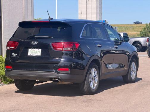 Ebony Black 2020 Kia Sorento LX