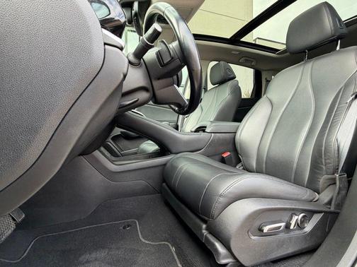Platinum White 2022 Acura RDX Base