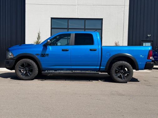 2022 RAM 1500 Classic SLT