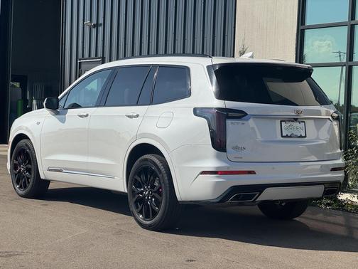 2023 Cadillac XT6 Sport AWD