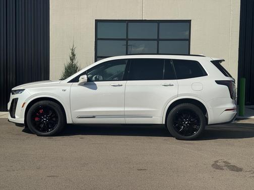 2023 Cadillac XT6 Sport AWD