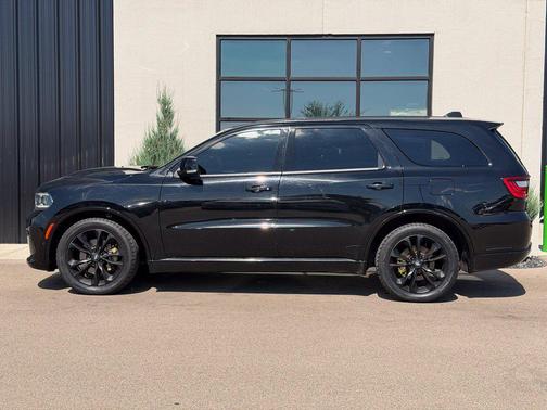 DB Black Crystal Clearcoat 2021 Dodge Durango R/T