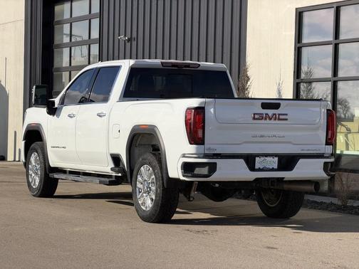 2022 GMC Sierra 2500 Denali