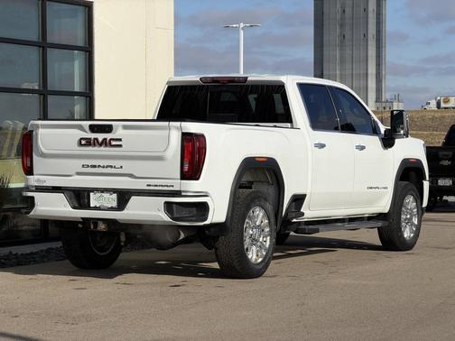 2022 GMC Sierra 2500 Denali