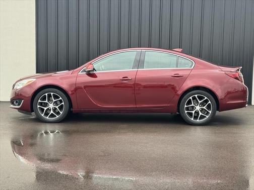 2017 Buick Regal Turbo Sport Touring