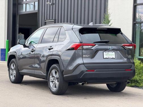 Magnetic Gray Metallic 2022 Toyota RAV4 Hybrid XLE