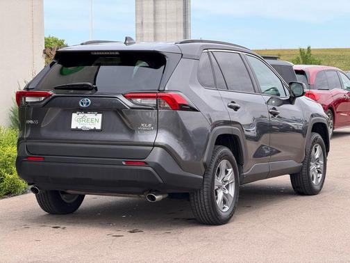 Magnetic Gray Metallic 2022 Toyota RAV4 Hybrid XLE