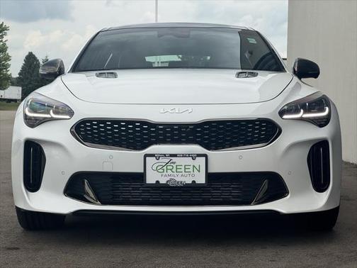 2023 Kia Stinger GT2