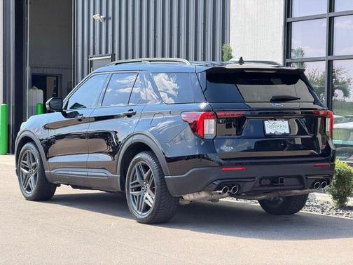 Agate Black Metallic 2025 Ford Explorer ST