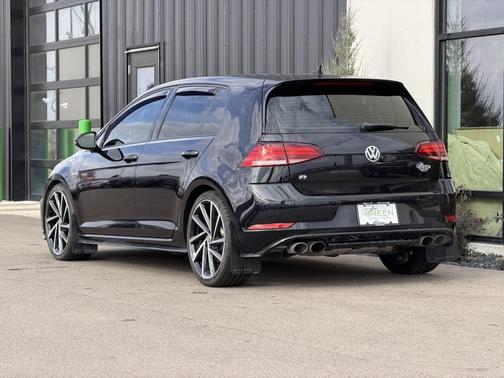 2018 Volkswagen Golf R 2.0T Manual