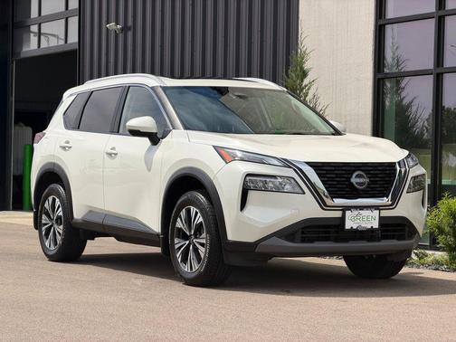 White 2023 Nissan Rogue SV