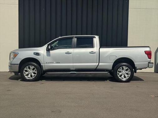 2016 Nissan Titan XD SV