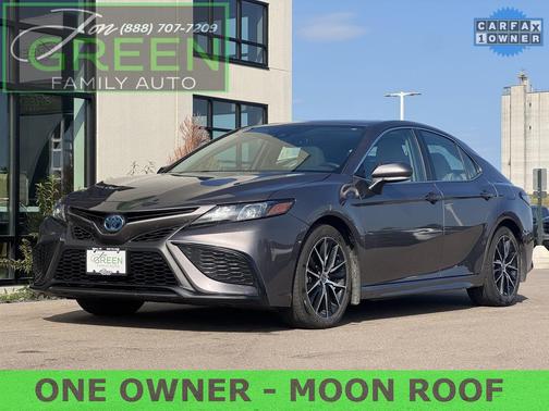 2024 Toyota Camry Hybrid SE