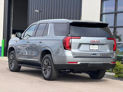 Titanium Rush Metallic 2026 GMC Yukon Elevation 4WD