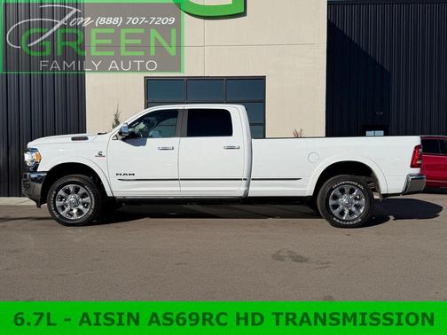 2022 RAM 3500 Limited Crew Cab 4x4 8' Box