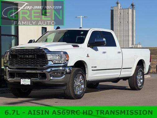 2022 RAM 3500 Limited Crew Cab 4x4 8' Box