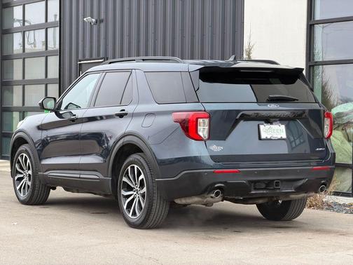 2024 Ford Explorer ST-Line