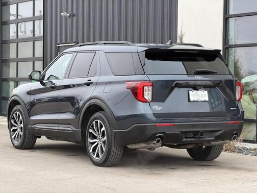2024 Ford Explorer ST-Line