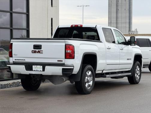 2017 GMC Sierra 2500 SLT