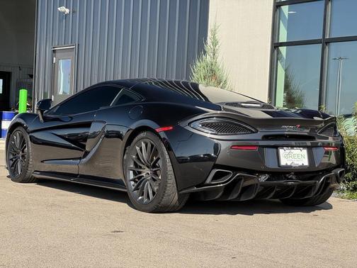 2017 McLaren 570GT Base