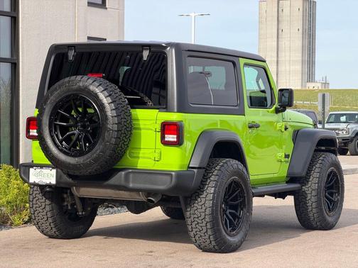 Limited Edition Gecko Clear Coat 2021 Jeep Wrangler Sport S