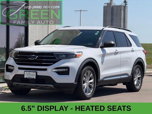 Oxford White 2021 Ford Explorer XLT
