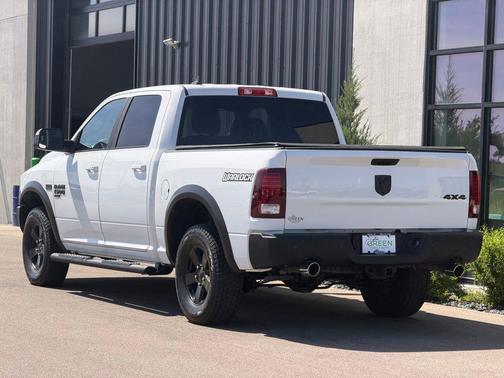 Bright White Clearcoat 2021 RAM 1500 Classic SLT