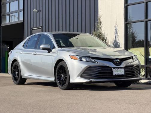 2018 Toyota Camry XLE