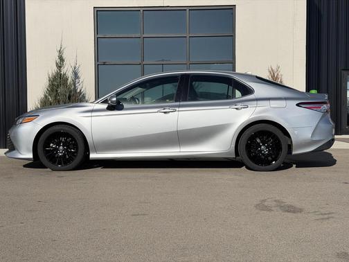 2018 Toyota Camry XLE