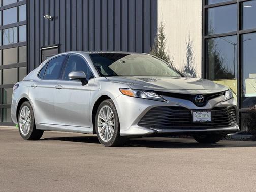 2018 Toyota Camry XLE