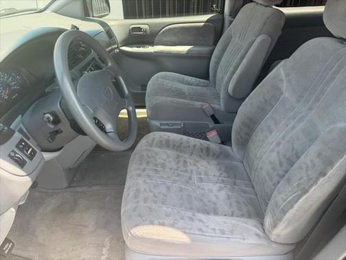 2002 Toyota Sienna XLE