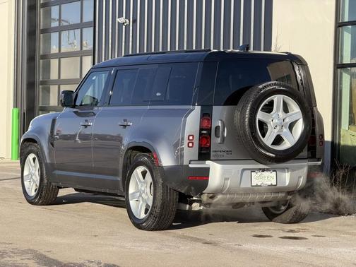 2021 Land Rover Defender 110 SE