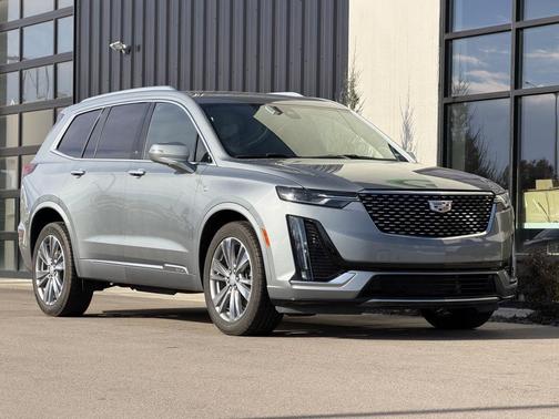 2023 Cadillac XT6 Premium Luxury AWD