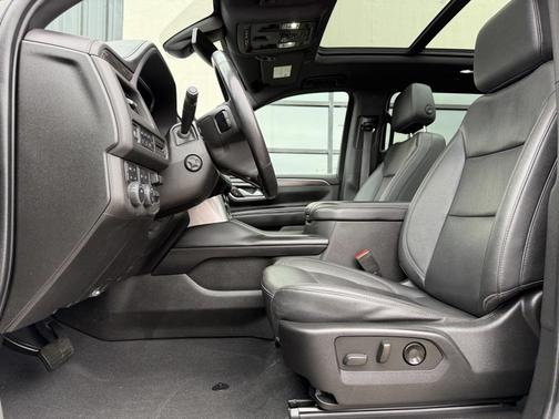 2022 Chevrolet Suburban 4WD Z71