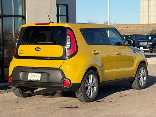 2015 Kia Soul +