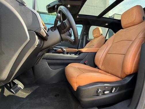 Stellar Black Metallic 2024 Cadillac XT4 Sport