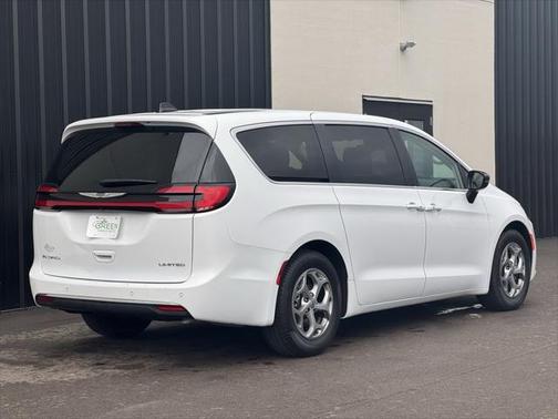2024 Chrysler Pacifica Limited