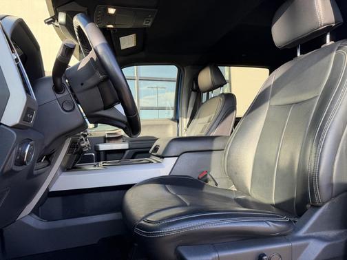 2022 Ford F-350 Lariat