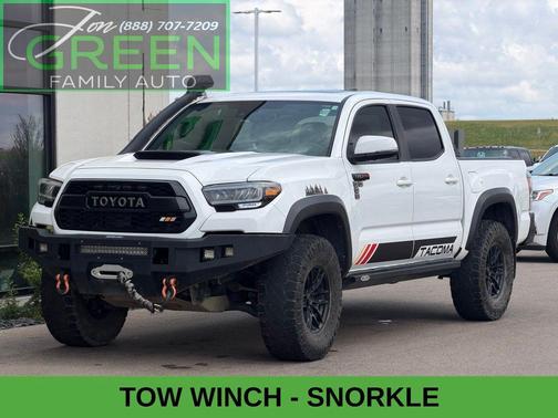 Super White 2020 Toyota Tacoma TRD Pro